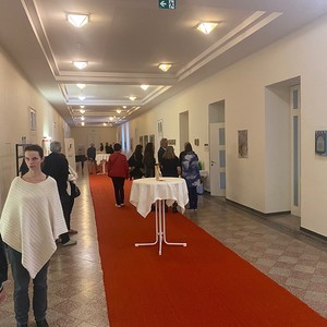 Vernissage der Ausstellung 'Wege' von Monika Pichler