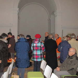 Adventkranzsegnung, Adventmarkt