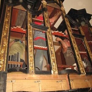 Ab – u. Aufbau der Orgel