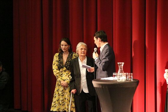 Oberösterreich-Premiere von „A Hidden Life“ im Moviemento im Jänner 2020: V. l.: Schauspielerin Valerie Pachner, Maria Dammer und Andreas Schmoller (Franz und Franziska Jägerstätter Institut). 