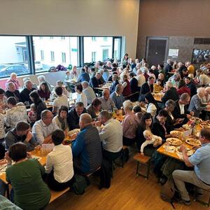 Der Saal war voll, so soll es sein.